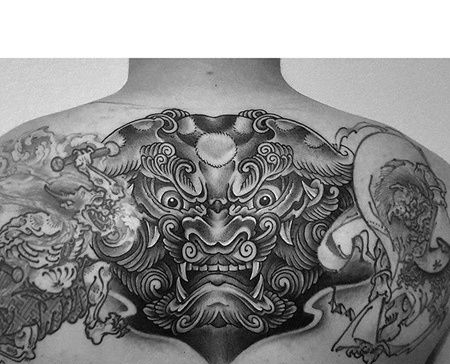 新传统后背唐狮纹身图案