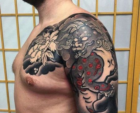 日式大臂唐狮纹身图案