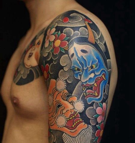 日式胳膊面具纹身图案