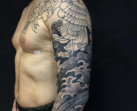 日式胳膊海浪纹身图案