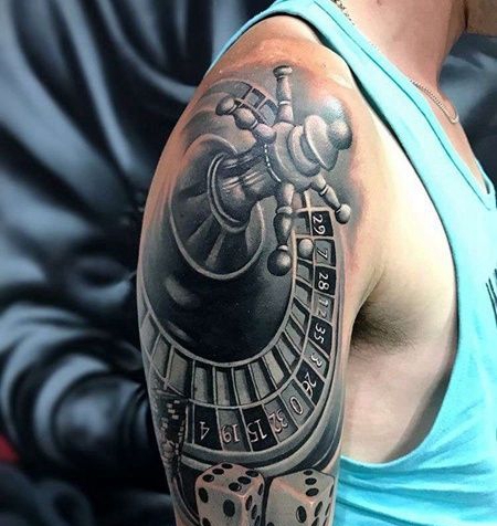 写实大臂轮盘赌骰子纹身图案