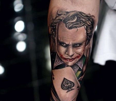 写实小臂小丑纹身图案