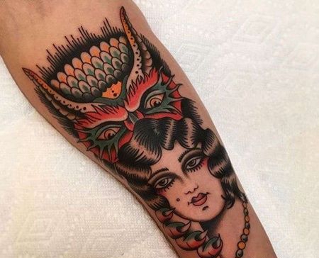 Old School小臂女人龙纹身图案