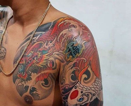 新传统大臂前胸鲤鱼龙纹身图案