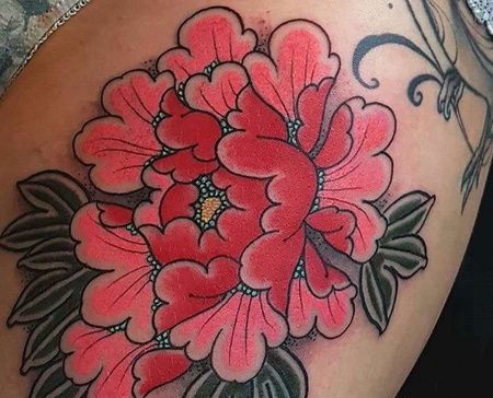 日式大腿牡丹纹身图案