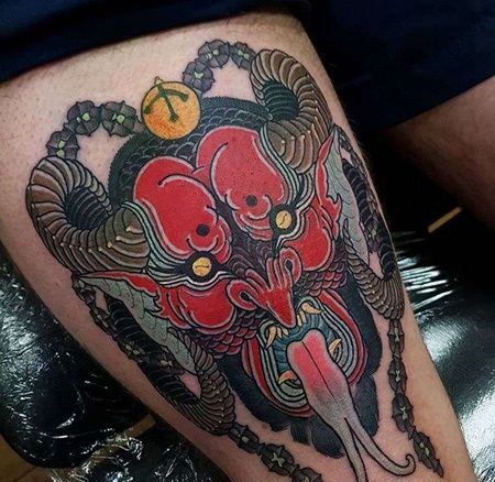 New School大腿恶魔纹身图案