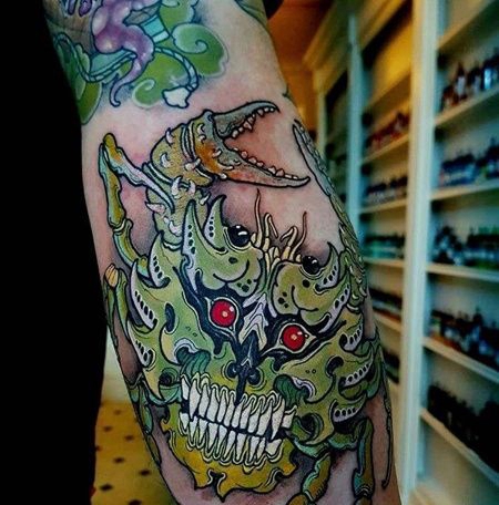 新传统小臂螃蟹纹身图案