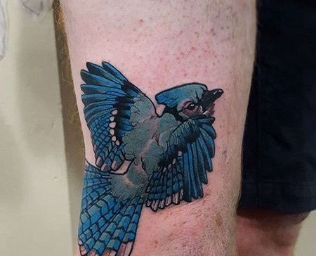 New School大臂鸟纹身图案