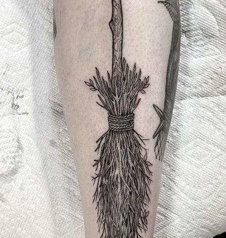 New School小腿扫把纹身图案