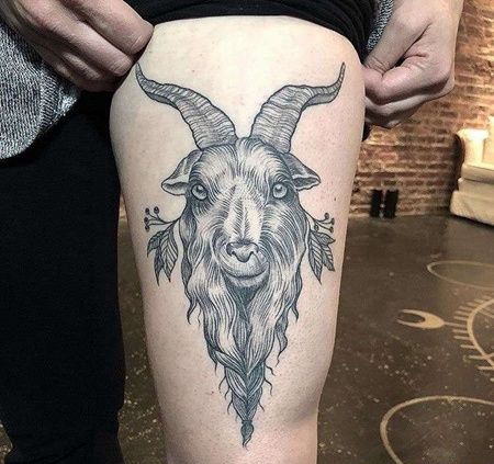 线条大腿羊纹身图案