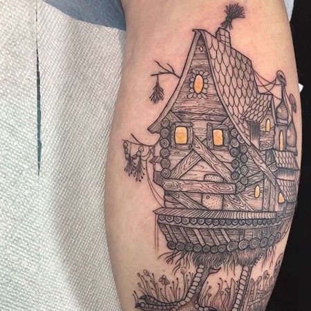 线条小腿房子纹身图案