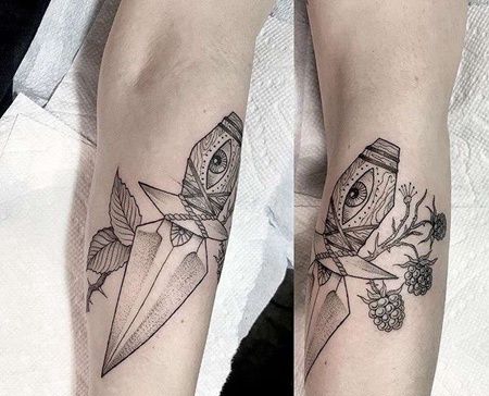 线条小臂匕首纹身图案