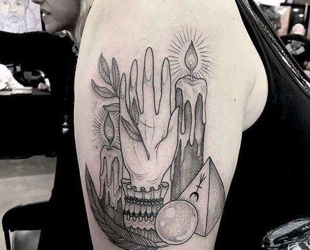 线条大腿手蜡烛纹身图案