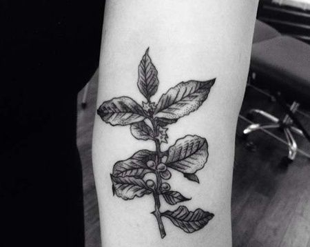 小臂叶子纹身图案
