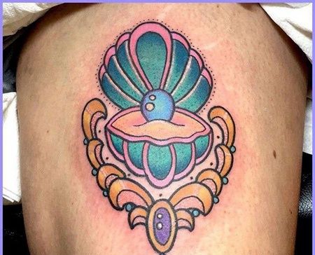 New School大腿贝壳纹身图案