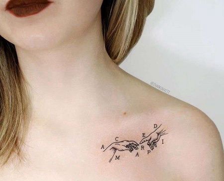 小清新锁骨手纹身图案