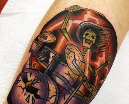 Old School小腿架子鼓纹身图案