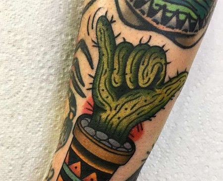 Old School小腿仙人掌纹身图案