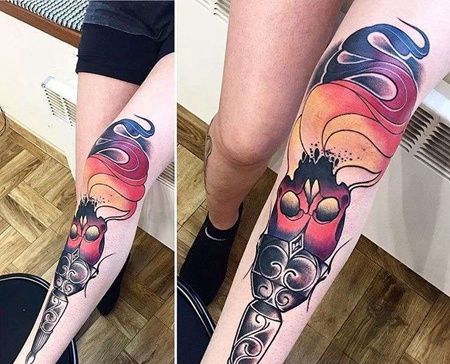 New School小腿火炬纹身图案