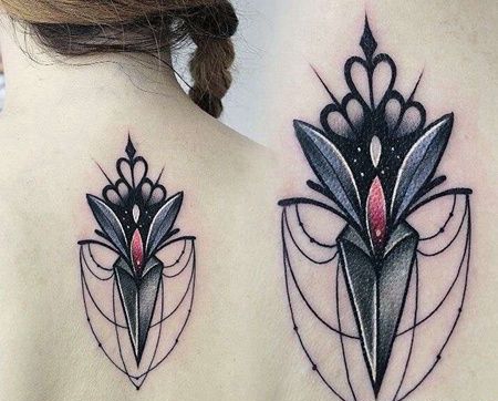 New School后背飞镖纹身图案