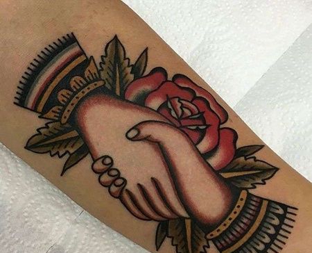 Old School小臂手玫瑰纹身图案