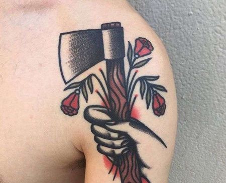 Old School大臂手斧头纹身图案