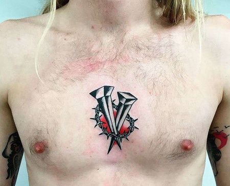 Old School前胸钉子纹身图案