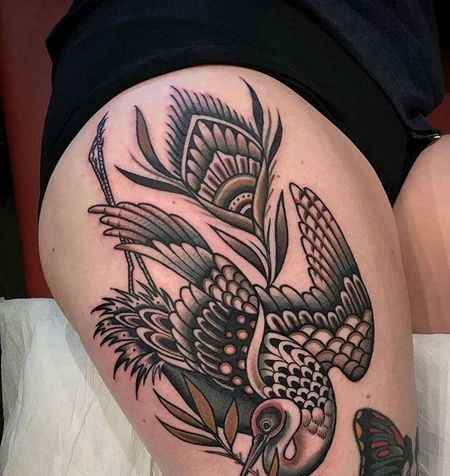 Old School大腿鹤纹身图案