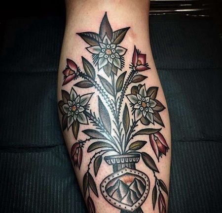 Old School小腿花卉花瓶纹身图案