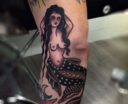 Old School胳膊美人鱼纹身图案