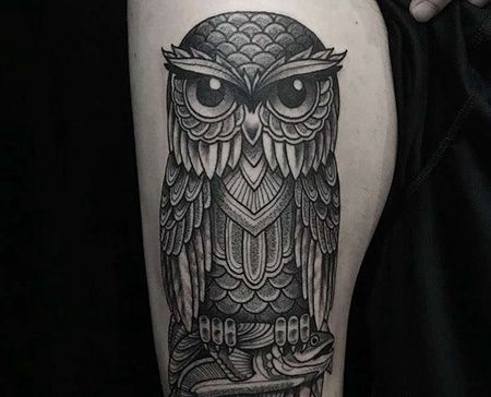 几何大腿猫头鹰纹身图案