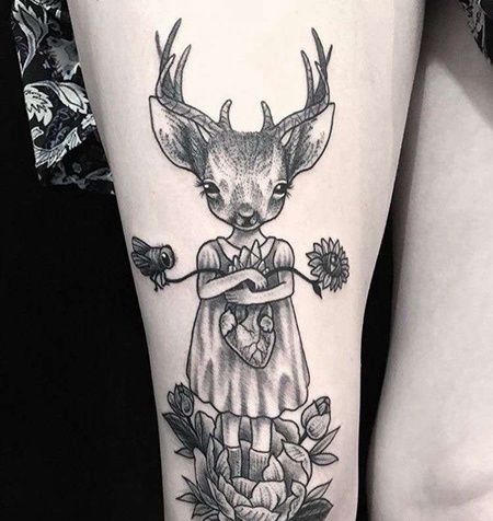 Old School大腿鹿纹身图案