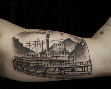 Old School大臂轮船纹身图案