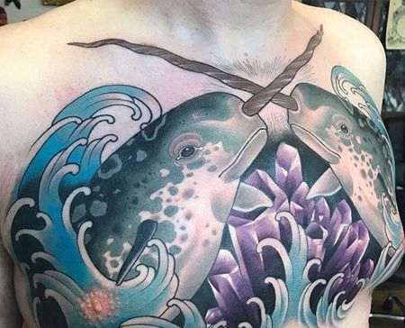 New School前胸独角鲸宝石纹身图案