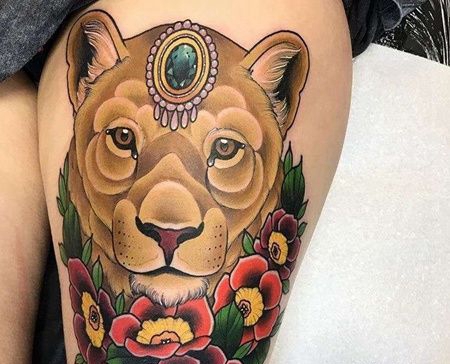 New School大腿狮子纹身图案