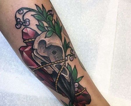 New School小臂骷髅宝石纹身图案