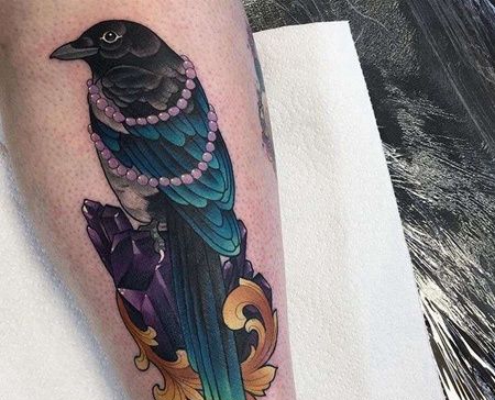 New School小腿乌鸦宝石纹身图案