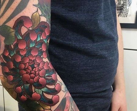 New School胳膊菊花纹身图案