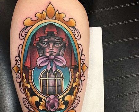 New School大腿笼子纹身图案