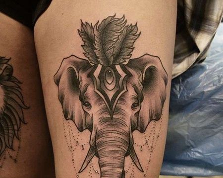 New School大腿象纹身图案