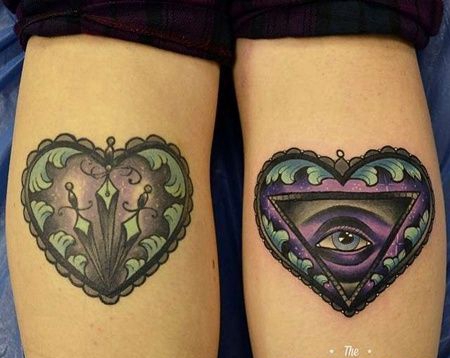 New School小腿心眼睛纹身图案