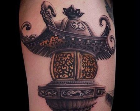 写实小腿灯笼纹身图案