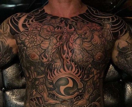 新传统前胸腹部风神雷神纹身图案