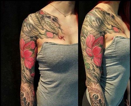 新传统胳膊蛇荷花纹身图案