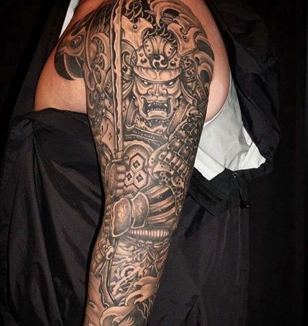 新传统小臂鬼武士鲤鱼纹身图案