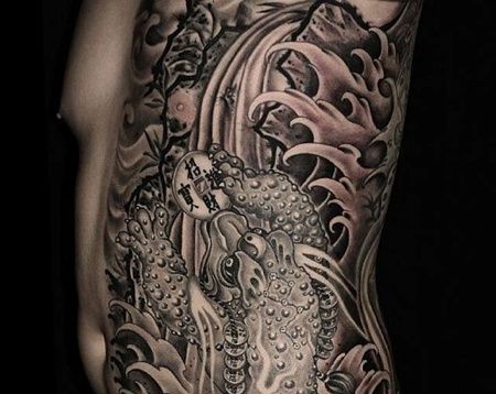 新传统侧腰海浪三足金蟾纹身图案