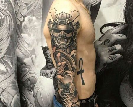 新传统胳膊鬼武士鲤鱼纹身图案