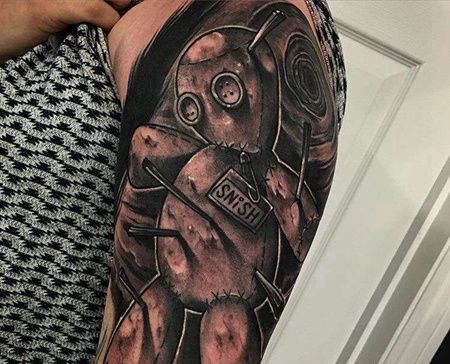 New School大臂娃娃纹身图案