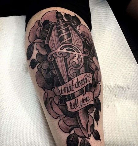 New School小腿玫瑰弯刀棺材纹身图案
