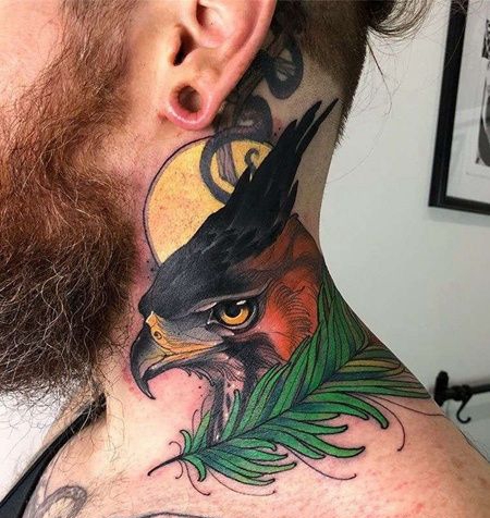 New School脖子老鹰纹身图案